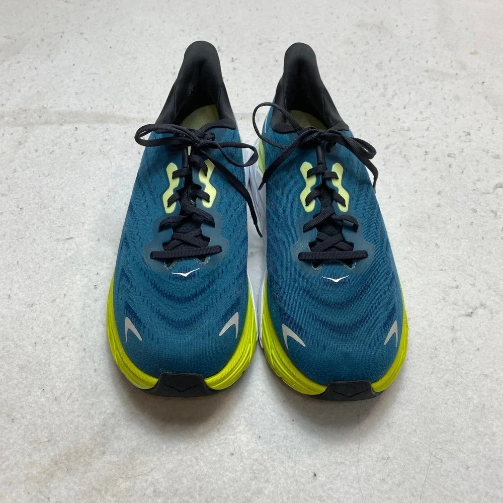 Hoka One One see tears